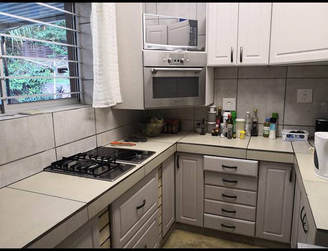 4 BEDROOM FREESTANDING SOLD IN BEREA WEST
